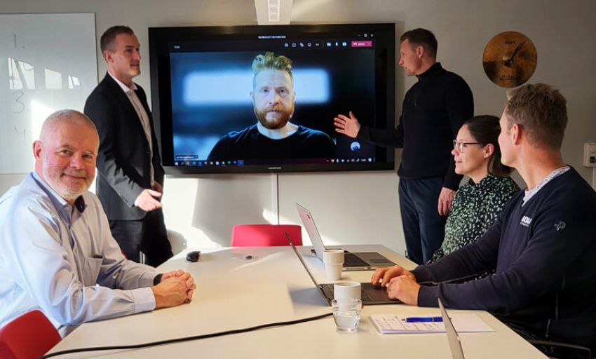 The Crew On Pointigo meeting